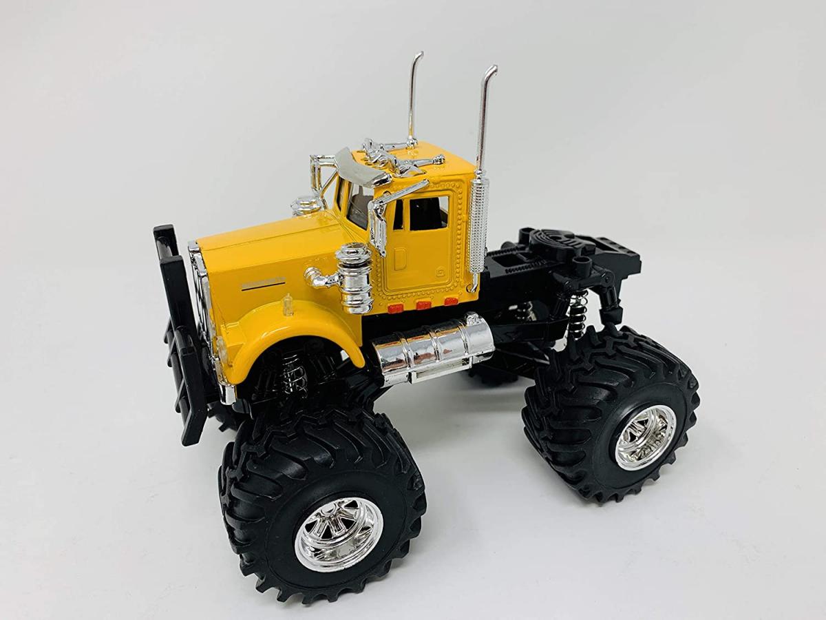 MODEL DIE CAST KENWORTH W900 TRUCK, YELLOW AND BLACK, SCALE 1:43, NEWRAY 54566