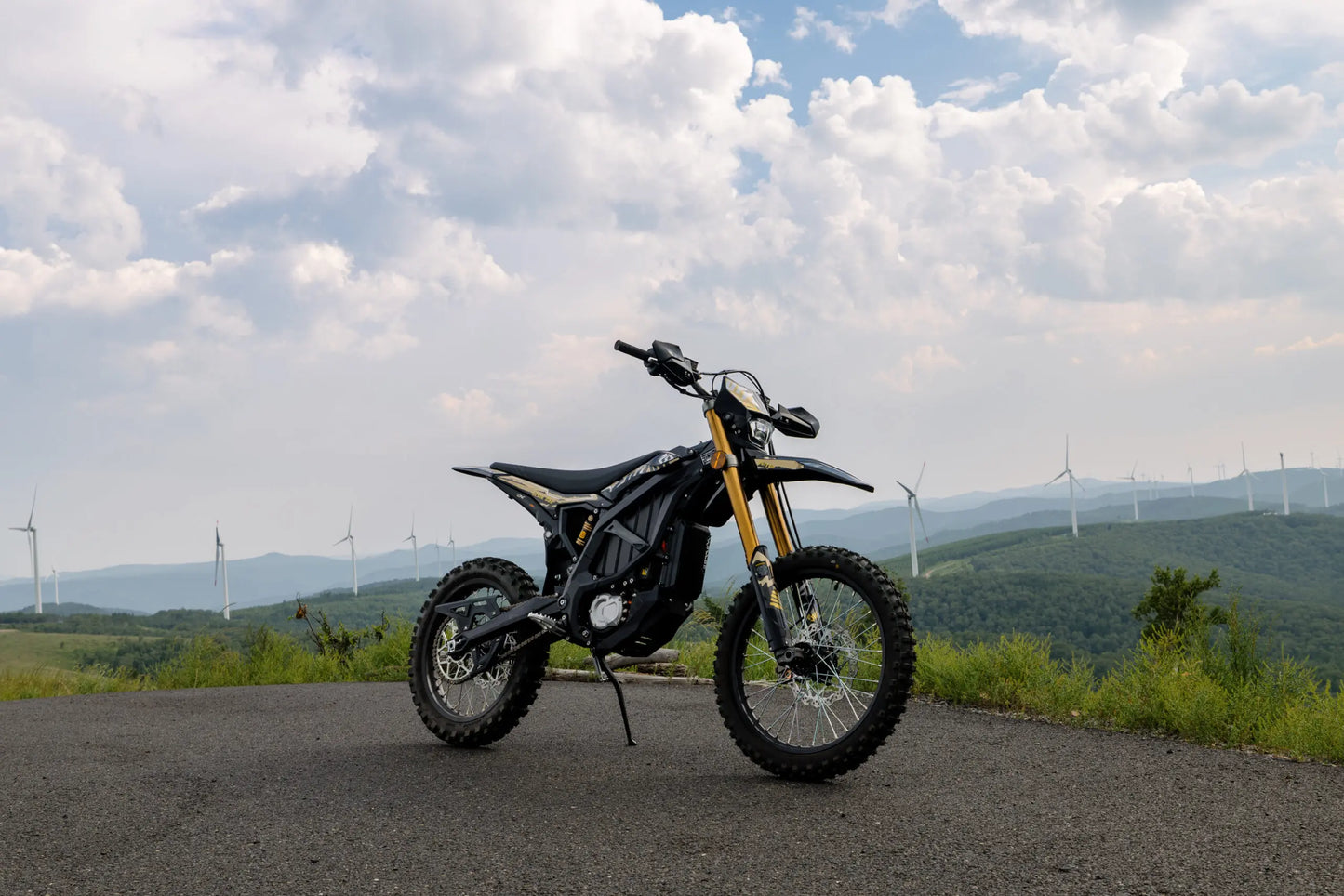 2025 Surron Ultra Bee HP – Next-Level Electric Power