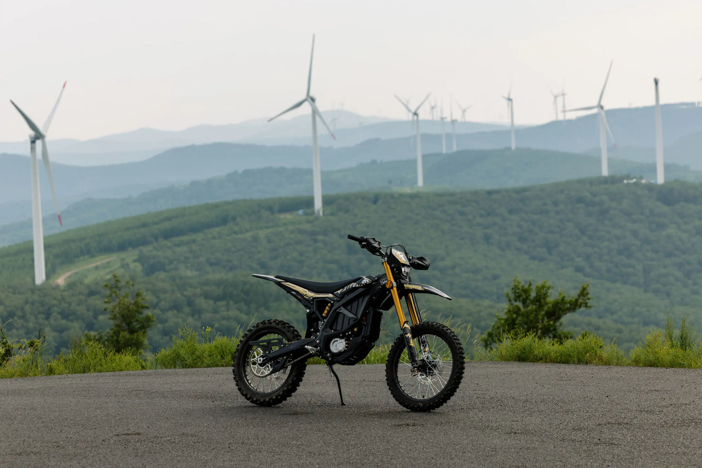 2025 Surron Ultra Bee HP – Next-Level Electric Power