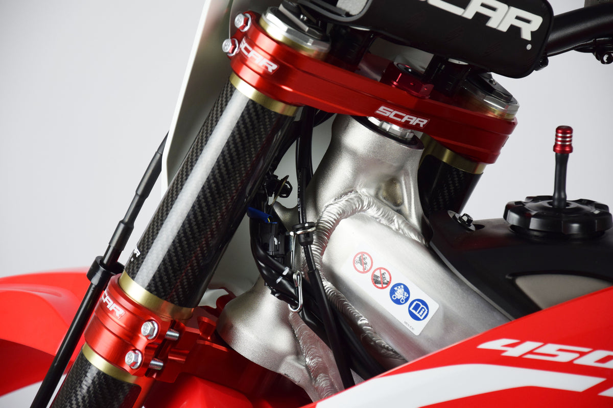 Scar Racing Triple Clamps Red CRF Offset 22mm SCAR S2420